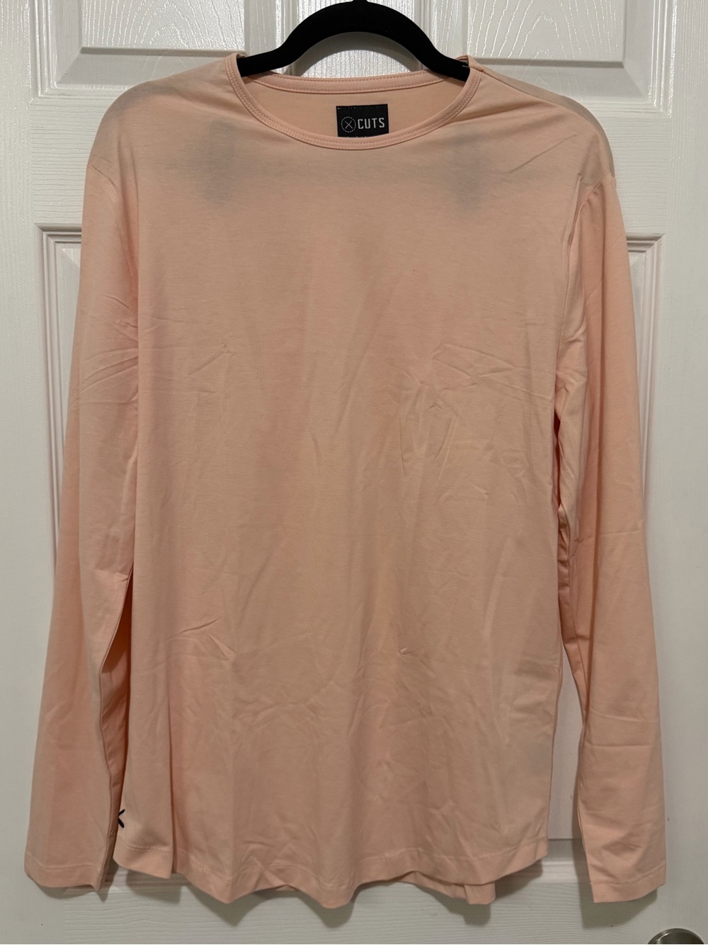 Cuts Men's Long-Sleeve Crewneck Shirt - Peach NWOT